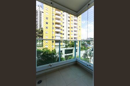 Apartamento à venda com 130m², 3 quartos e 2 vagas Apartamento à venda com 130m², 3 quartos e 2 vagasSacada da Suíte 3