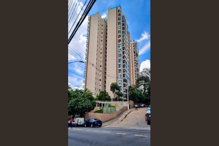 Apartamento à venda com 130m², 3 quartos e 2 vagas Apartamento à venda com 130m², 3 quartos e 2 vagasFachada