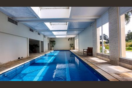 Apartamento à venda com 130m², 3 quartos e 2 vagas Apartamento à venda com 130m², 3 quartos e 2 vagasÁrea comum - Piscina