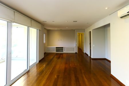 Apartamento à venda com 130m², 3 quartos e 2 vagas Apartamento à venda com 130m², 3 quartos e 2 vagasSala