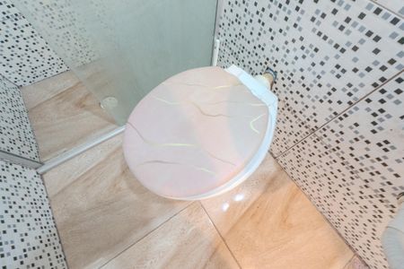 Banheiro de kitnet/studio para alugar com 1 quarto, 35m² em Bela Vista, São Paulo