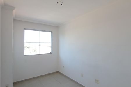 Casa de condomínio à venda com 88m², 2 quartos e 1 vagaQuarto 2