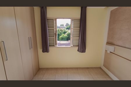 Casa para alugar com 250m², 2 quartos e 2 vagasSuíte