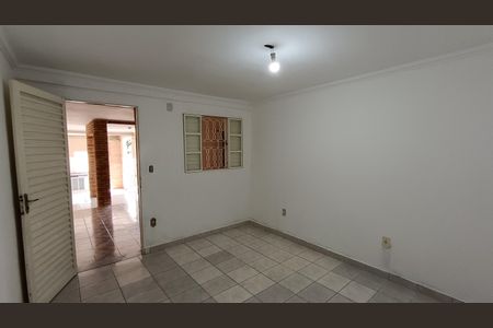 Casa para alugar com 250m², 2 quartos e 2 vagasDepósito