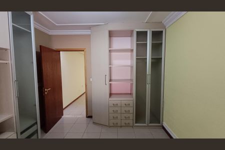 Casa para alugar com 250m², 2 quartos e 2 vagasQuarto