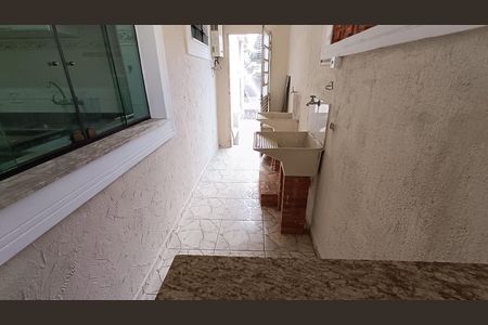 Casa para alugar com 250m², 2 quartos e 2 vagasÁrea de Serviço