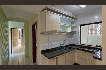 Casa para alugar com 250m², 2 quartos e 2 vagasCozinha