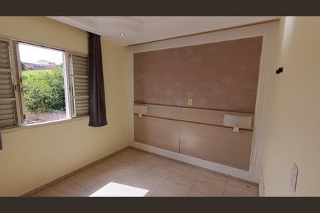 Casa para alugar com 250m², 2 quartos e 2 vagasSuíte