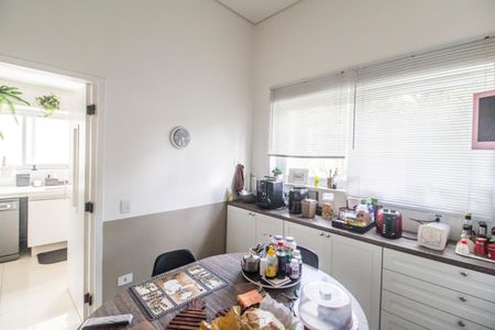 Casa de condomínio à venda com 370m², 3 quartos e 4 vagas Casa de condomínio à venda com 370m², 3 quartos e 4 vagasSala de Jantar