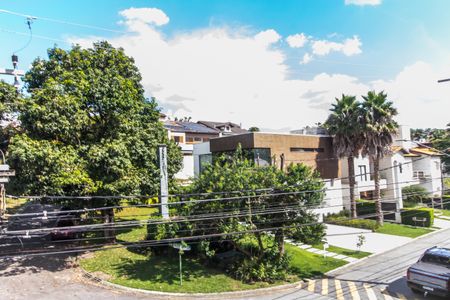 Casa de condomínio à venda com 370m², 3 quartos e 4 vagas Casa de condomínio à venda com 370m², 3 quartos e 4 vagasVista da Suíte