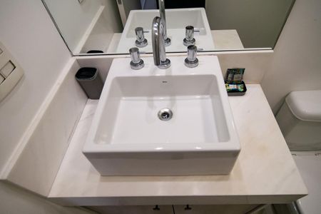 Apartamento para alugar com 55m², 2 quartos e 1 vagaBanheiro 2