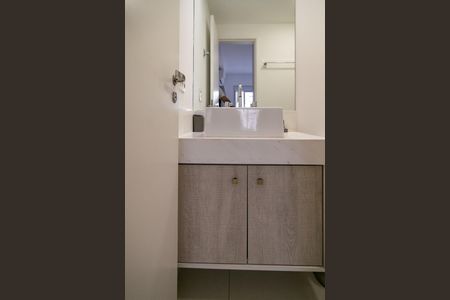 Apartamento para alugar com 55m², 2 quartos e 1 vagaBanheiro 2