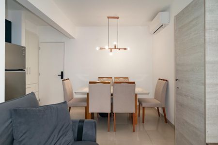 Apartamento para alugar com 55m², 2 quartos e 1 vagaSala