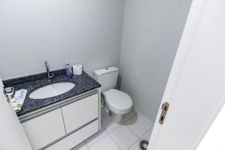 Apartamento à venda com 57m², 2 quartos e 1 vagaBanheiro Corredor