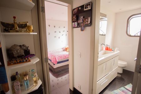 Apartamento à venda com 347m², 4 quartos e 3 vagasHALL