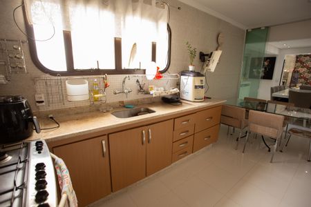 Apartamento à venda com 347m², 4 quartos e 3 vagasCOZINHA