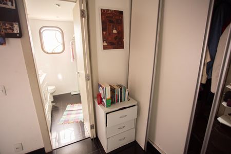 Apartamento à venda com 347m², 4 quartos e 3 vagasHALL