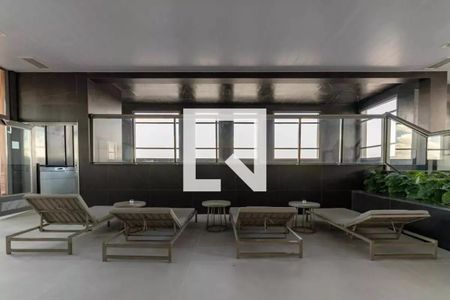 Studio à venda com 28m², 1 quarto e sem vagaÁrea comum -Piscina Coberta