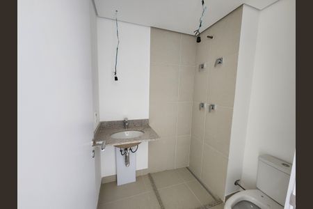 Studio à venda com 28m², 1 quarto e sem vaga Studio à venda com 28m², 1 quarto e sem vagaBanheiro