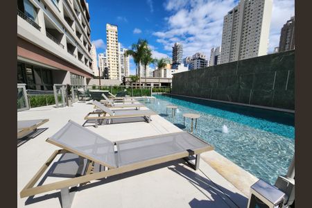 Studio à venda com 28m², 1 quarto e sem vaga Studio à venda com 28m², 1 quarto e sem vagaÁrea comum - Piscina