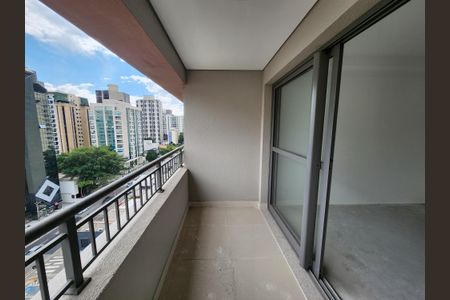 Studio à venda com 28m², 1 quarto e sem vaga Studio à venda com 28m², 1 quarto e sem vagaVaranda