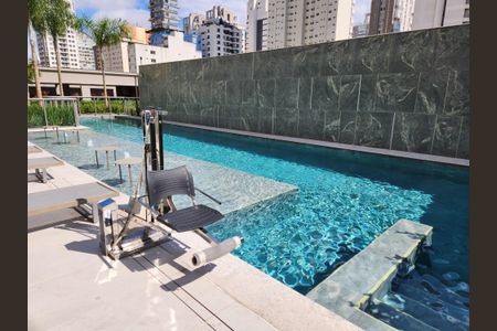 Studio à venda com 28m², 1 quarto e sem vaga Studio à venda com 28m², 1 quarto e sem vagaÁrea comum - Piscina