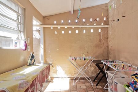 Casa à venda com 100m², 3 quartos e 1 vaga Casa à venda com 100m², 3 quartos e 1 vagaÁrea de Serviço