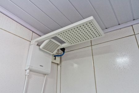 Casa à venda com 100m², 3 quartos e 1 vaga Casa à venda com 100m², 3 quartos e 1 vagaBanheiro da Suíte