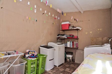 Casa à venda com 100m², 3 quartos e 1 vaga Casa à venda com 100m², 3 quartos e 1 vagaÁrea de Serviço