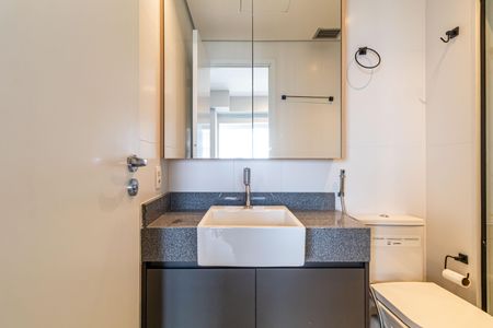 Studio à venda com 36m², 1 quarto e 1 vaga Studio à venda com 36m², 1 quarto e 1 vagaBanheiro