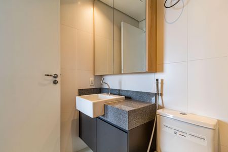 Studio à venda com 36m², 1 quarto e 1 vaga Studio à venda com 36m², 1 quarto e 1 vagaBanheiro