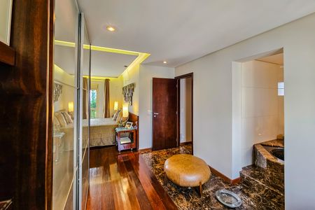 Apartamento à venda com 127m², 2 quartos e 3 vagasQuarto 2