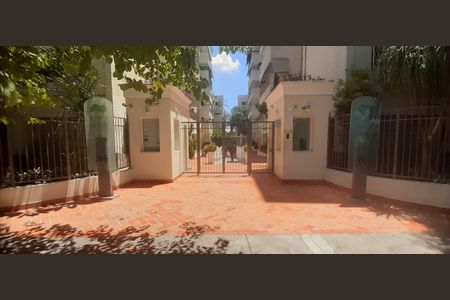 Apartamento à venda com 85m², 3 quartos e 1 vagaFachada