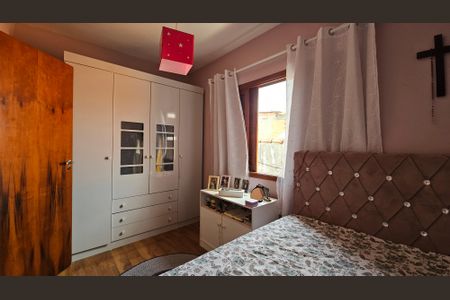 Casa à venda com 200m², 3 quartos e 2 vagasQuarto 2