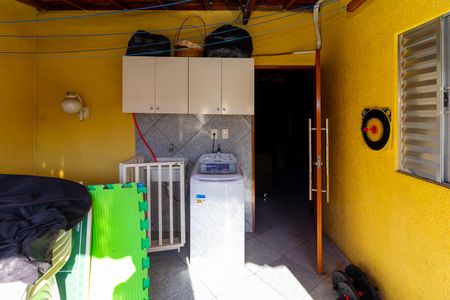 Casa à venda com 150m², 4 quartos e 2 vagasÁrea de Serviço