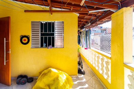 Casa à venda com 150m², 4 quartos e 2 vagasÁrea de Serviço