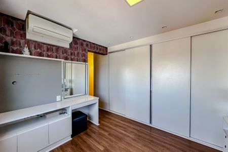 Apartamento à venda com 210m², 4 quartos e 3 vagasQuarto 1 - Suíte