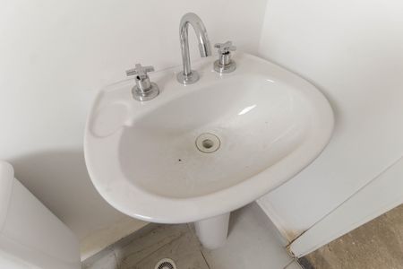 Apartamento à venda com 38m², 2 quartos e 1 vaga Apartamento à venda com 38m², 2 quartos e 1 vagaBanheiro