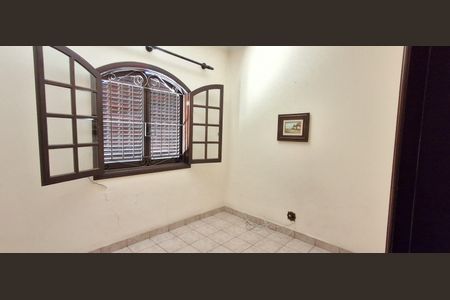 Casa à venda com 500m², 3 quartos e 2 vagasQuarto 2