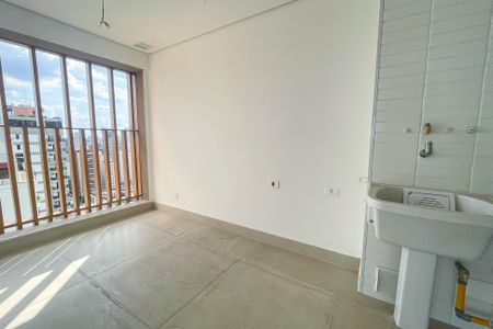 Apartamento à venda com 175m², 4 quartos e 2 vagas Apartamento à venda com 175m², 4 quartos e 2 vagasLavanderia