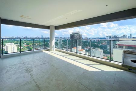 Apartamento à venda com 175m², 4 quartos e 2 vagas Apartamento à venda com 175m², 4 quartos e 2 vagasVaranda