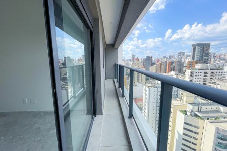 Apartamento à venda com 175m², 4 quartos e 2 vagas Apartamento à venda com 175m², 4 quartos e 2 vagasVaranda Suíte 2