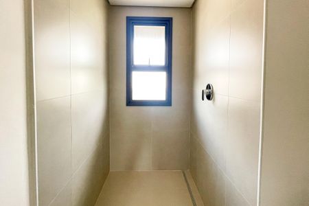 Apartamento à venda com 175m², 4 quartos e 2 vagas Apartamento à venda com 175m², 4 quartos e 2 vagasBanheiro da Suíte 2