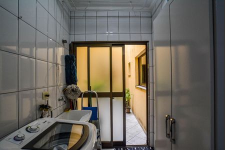 Apartamento à venda com 68m², 2 quartos e 2 vagasCozinha e Área de Serviço