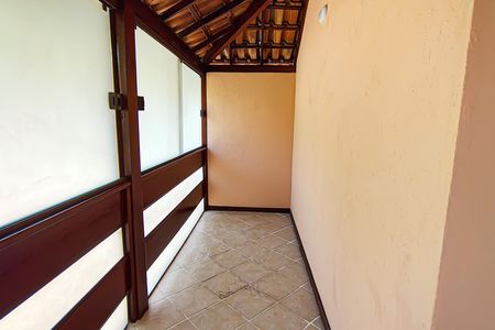 Casa de condomínio para alugar com 120m², 4 quartos e 1 vaga Casa de condomínio para alugar com 120m², 4 quartos e 1 vagaquarto 1 - varanda