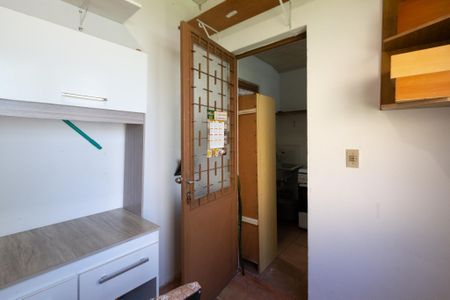 Casa à venda com 200m², 3 quartos e 2 vagasQuarto de Serviço