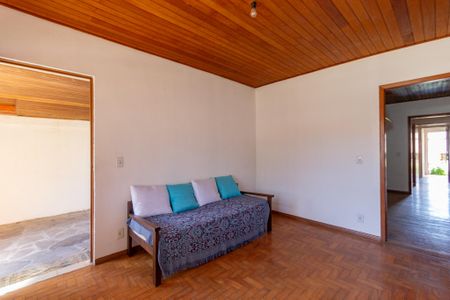 Casa à venda com 200m², 3 quartos e 2 vagasSala