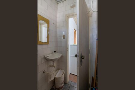 Casa à venda com 200m², 3 quartos e 2 vagasBanheiro de serviço