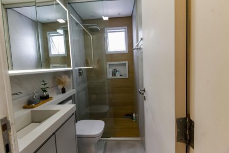 Apartamento para alugar com 75m², 2 quartos e 1 vaga Apartamento para alugar com 75m², 2 quartos e 1 vagaBanheiro da Suíte