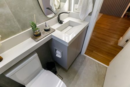 Apartamento para alugar com 75m², 2 quartos e 1 vaga Apartamento para alugar com 75m², 2 quartos e 1 vagaBanheiro Corredor